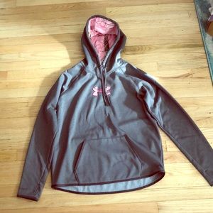 Under armor women’s camo hoodie